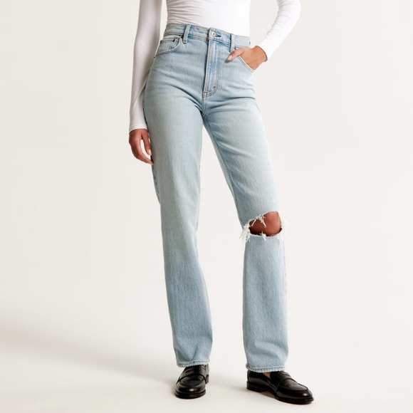 Abercrombie Curve Love Ultra High Rise 90s Straight Jean - Picture 2 of 12